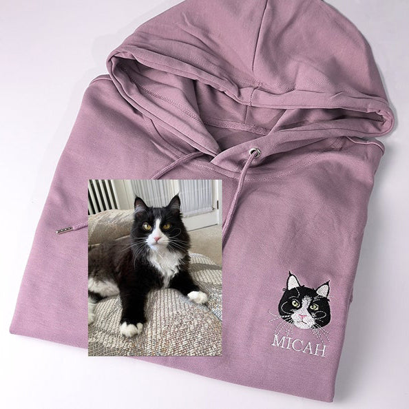 Sudadera con capucha personalizada con cara y nombre de mascota bordada