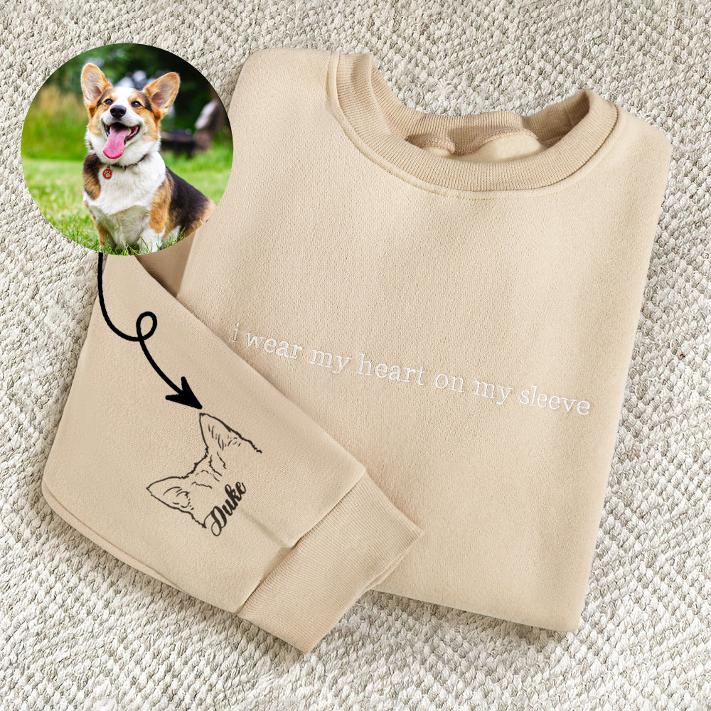 SUDADERA CON CAPUCHA PERSONALIZADA BORDADA "CORAZÓN EN LA MANGA", UNISEX